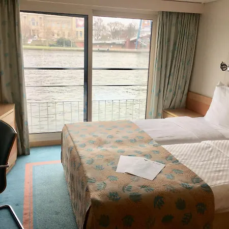 Ms Select Bellejour - Отель 4*